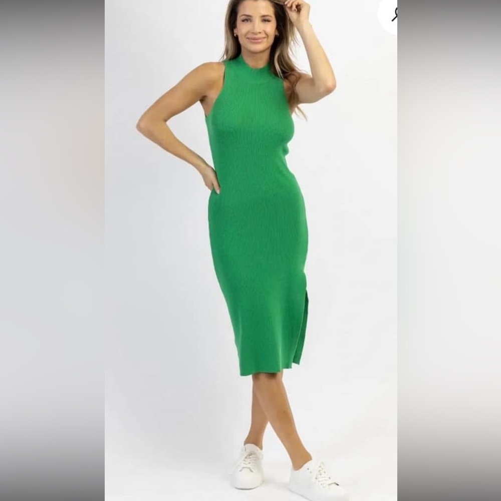 Elegant Green Sleeveless Dress